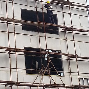 纖維增強水泥板（泄爆墻）